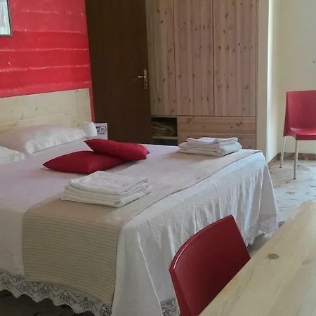 Guest house Santi E Cavalieri